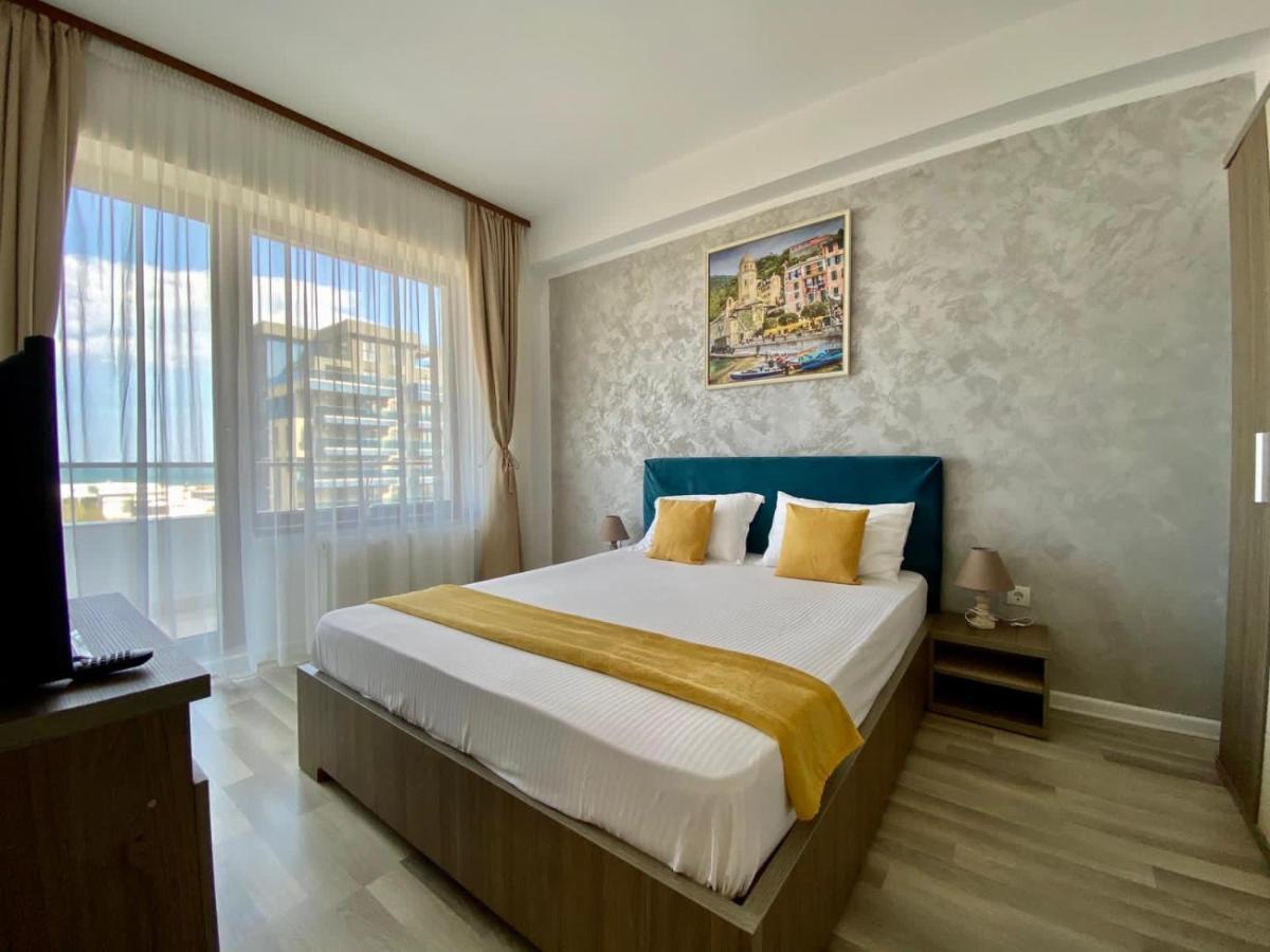 Apartament Summerland Mamaia Nord Екстер'єр фото