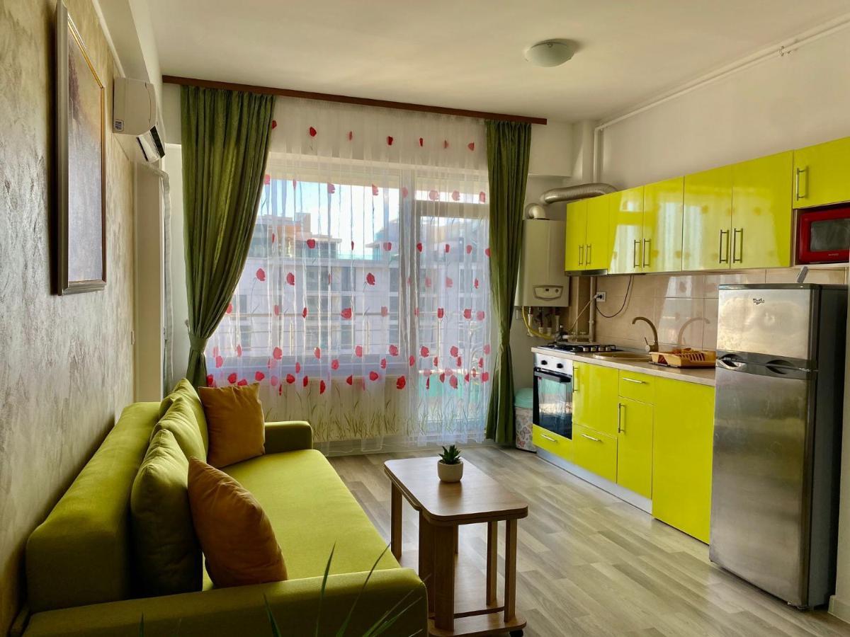 Apartament Summerland Mamaia Nord Екстер'єр фото