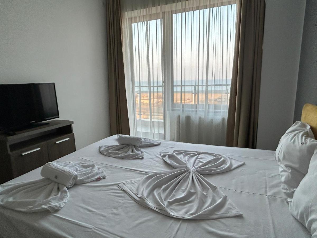Apartament Summerland Mamaia Nord Екстер'єр фото