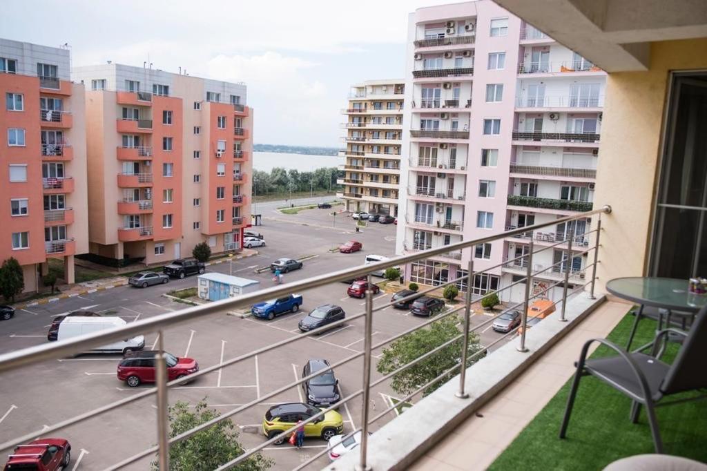 Apartament Summerland Mamaia Nord Екстер'єр фото
